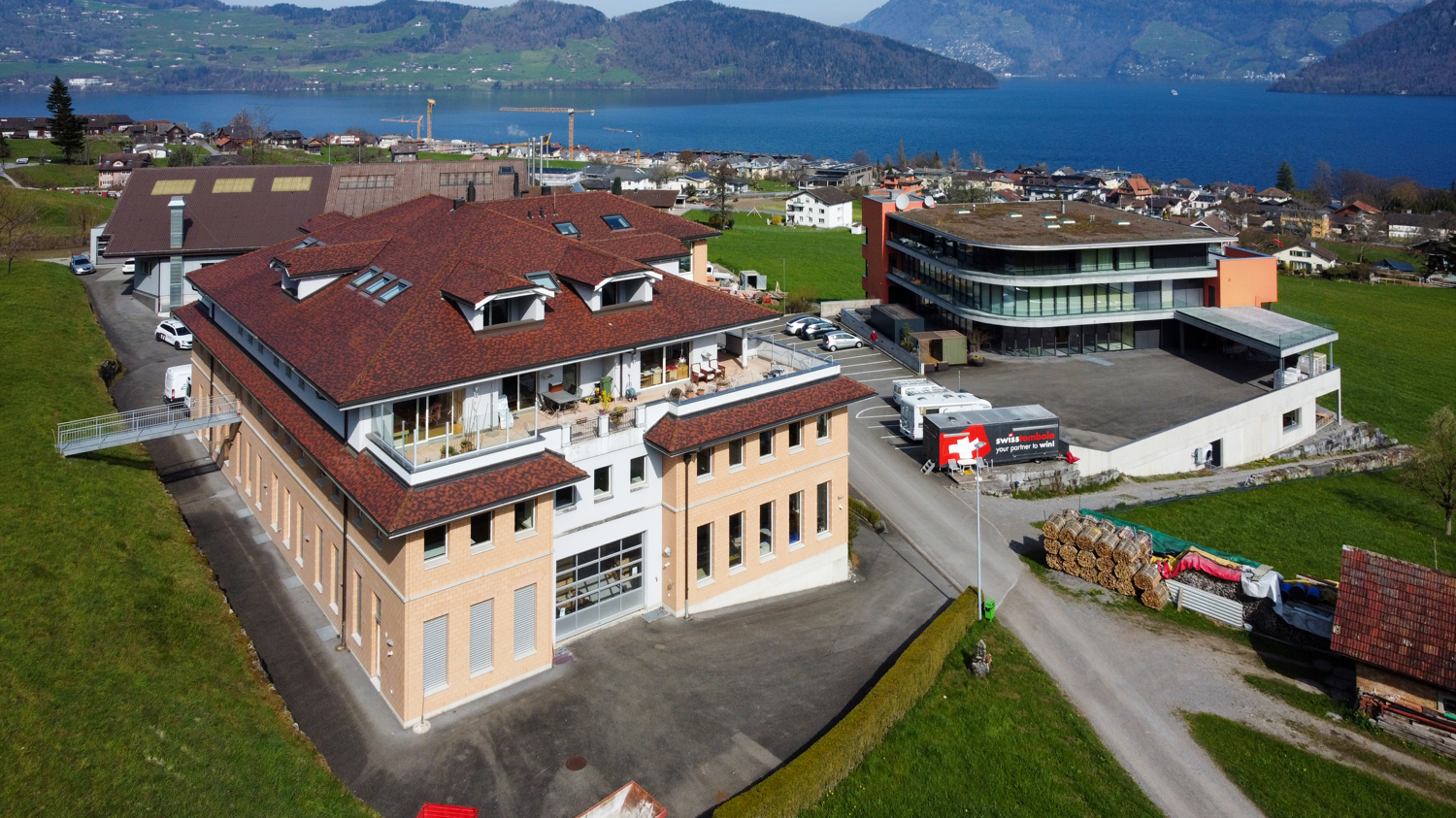 697m² bureau