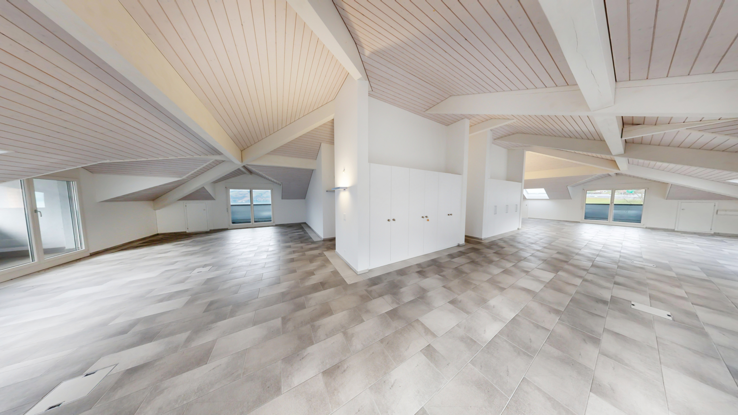 697m² bureau