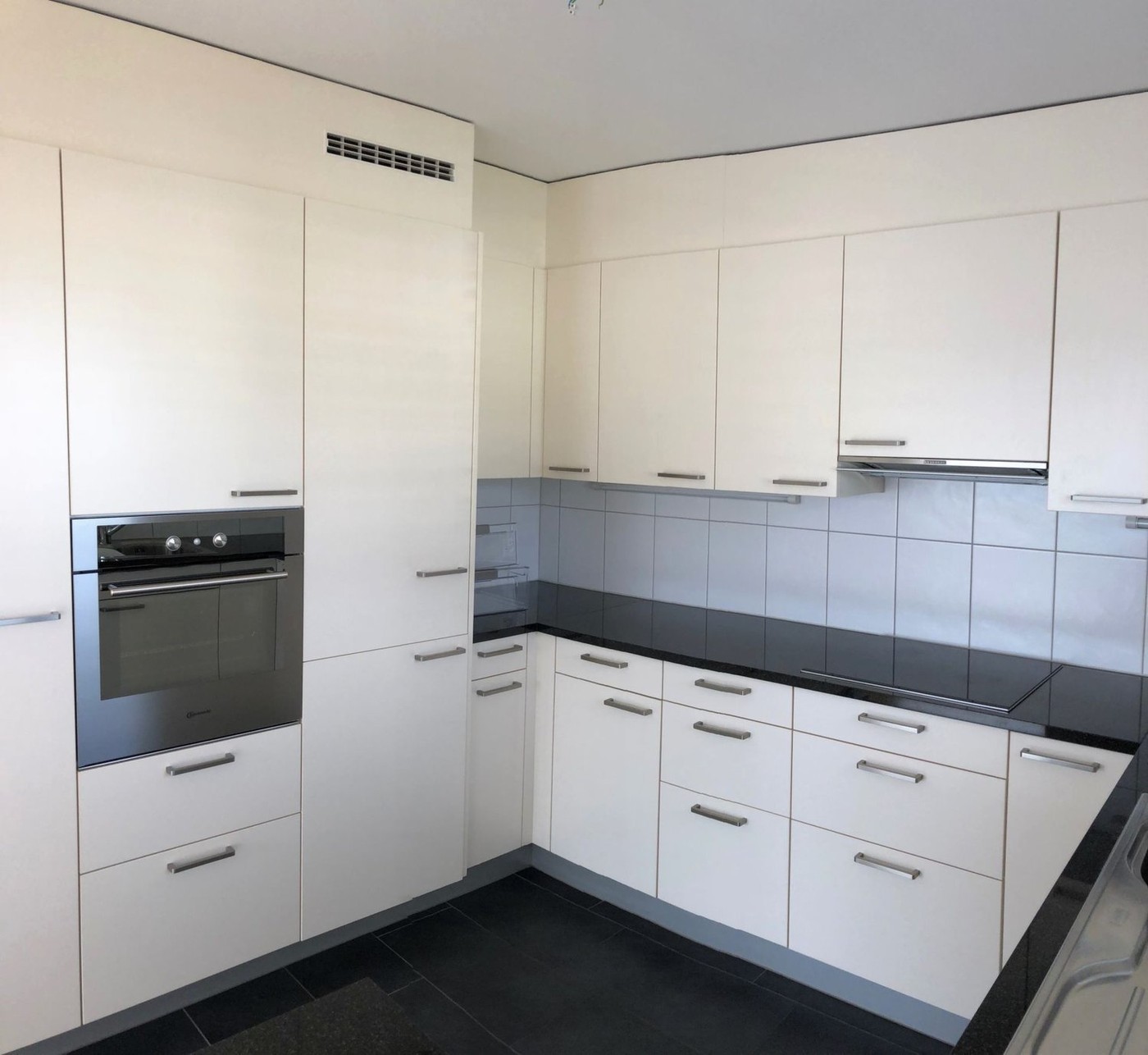 Appartamento mansardato di 3 ½ locali, foto 7 di 10