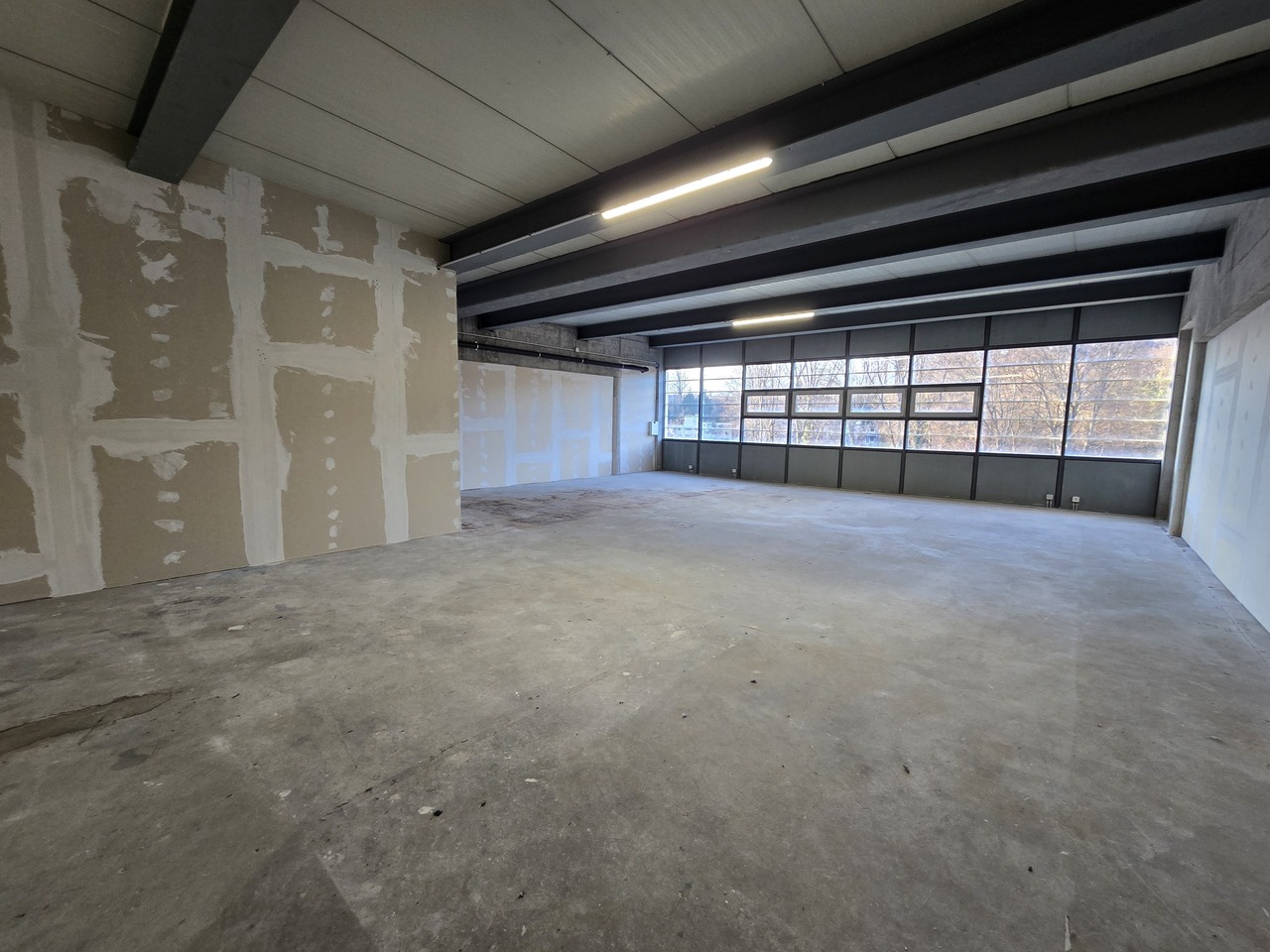 Atelier di 130m²