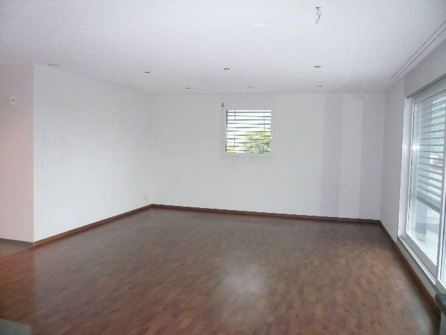 Appartamento mansardato di 2 ½ locali, foto 5 di 9