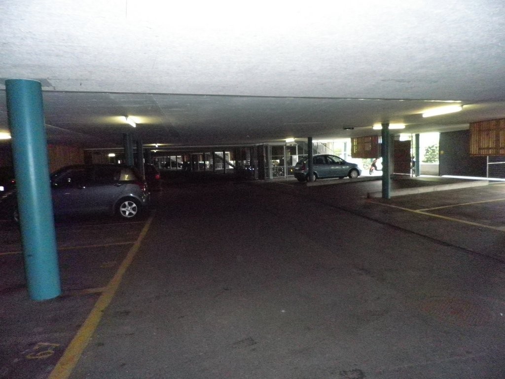 Posto auto interrato