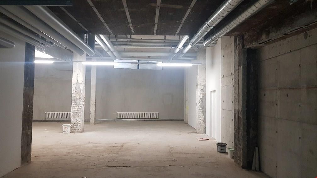 251m² commerciale, foto 9 di 9