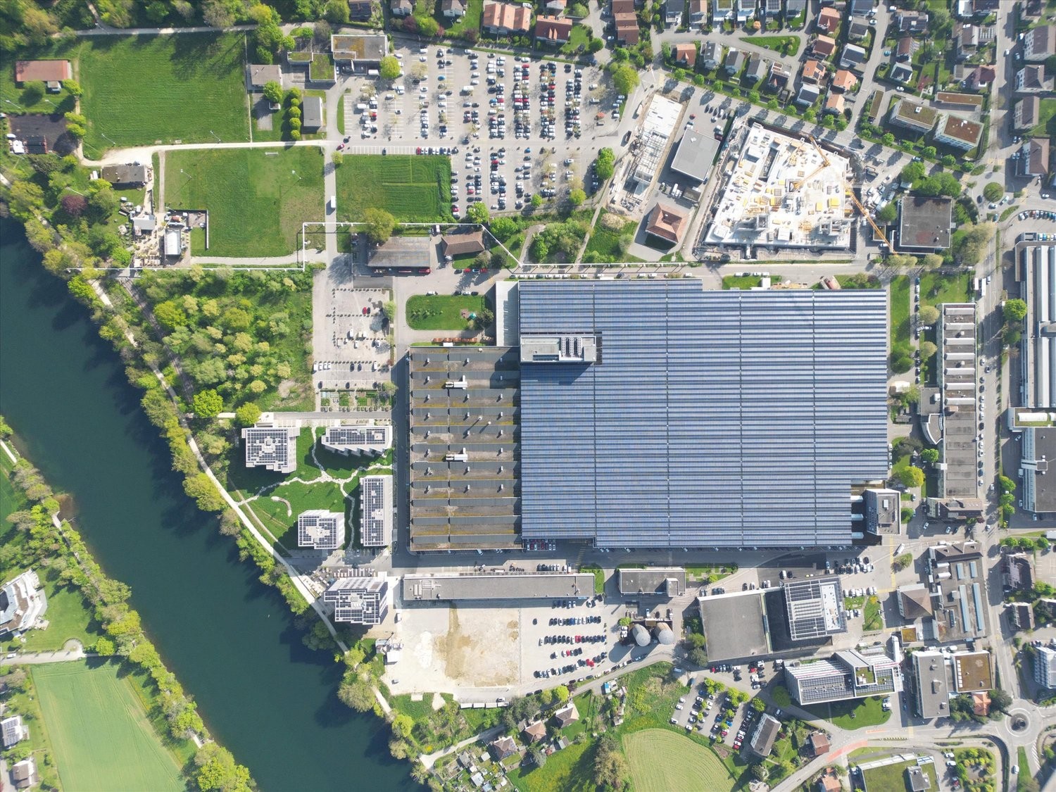 15000m² commerciale