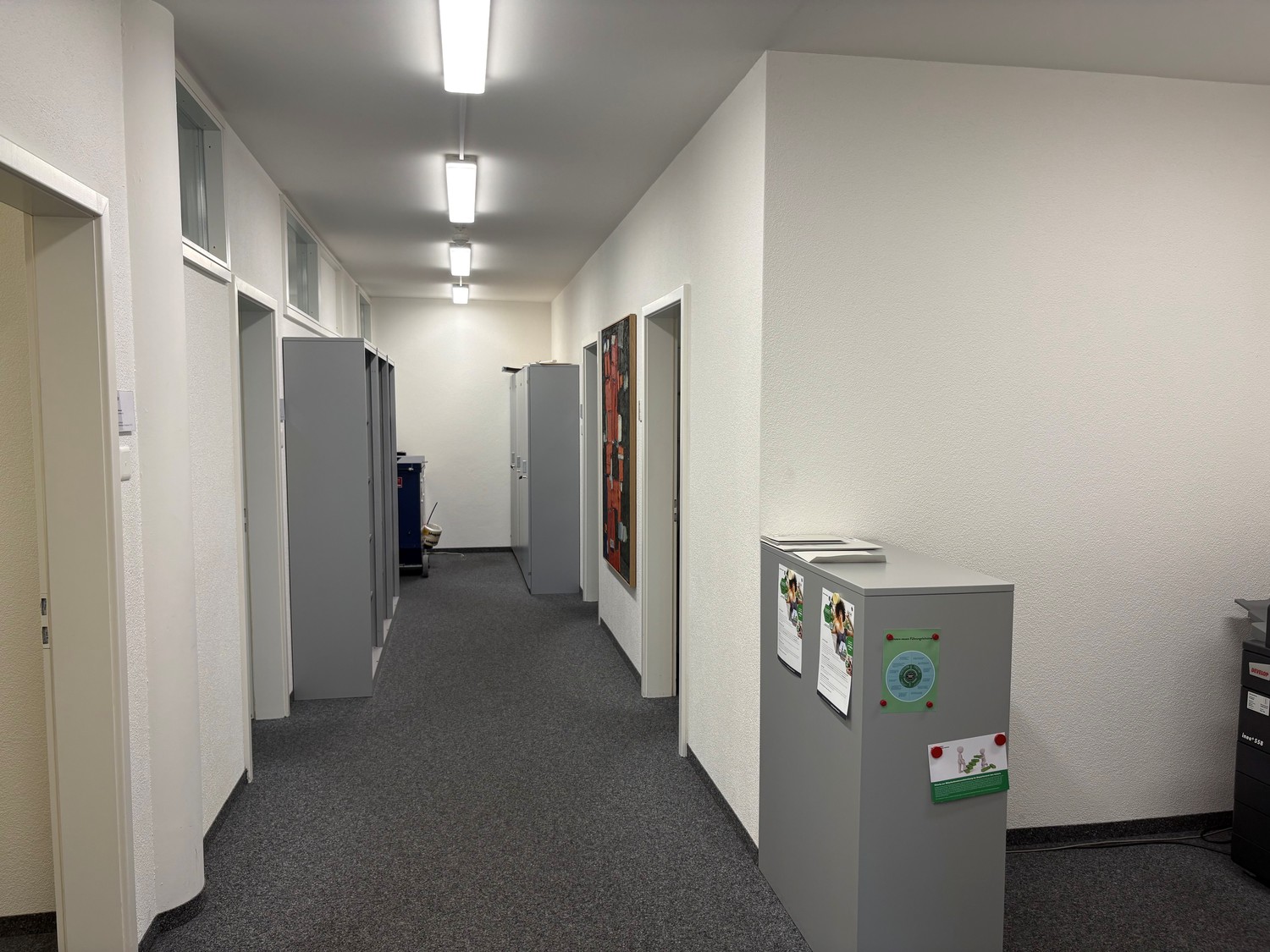126-412m² office