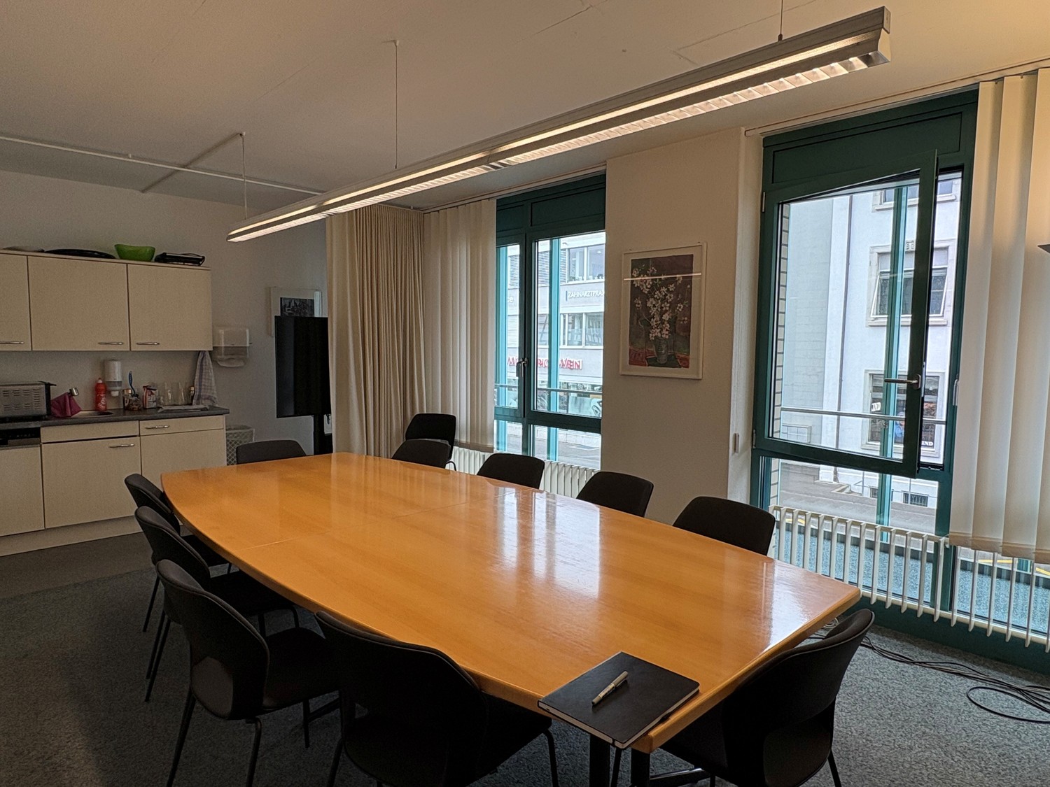 126-412m² office