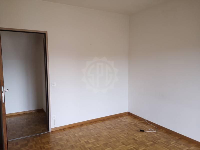 appartamento di 4 locali, foto 9 di 10