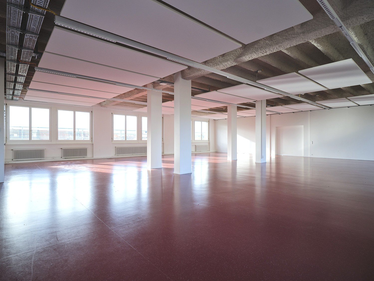 1100m² commerciale
