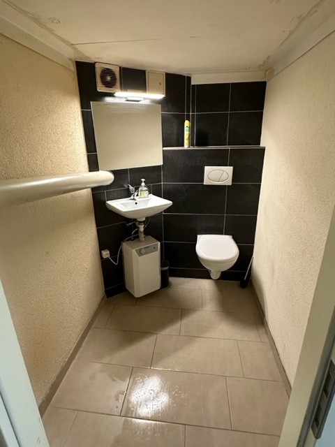 27m² commerciale