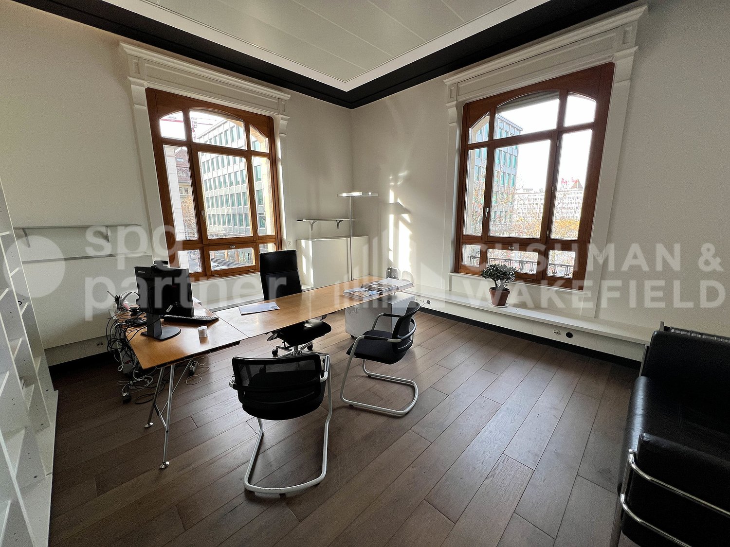 925m² ufficio, foto 10 di 10