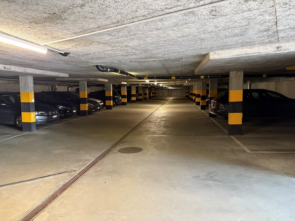 Posto auto interrato