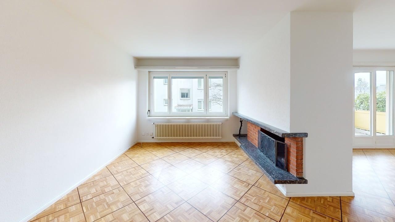 5 rooms apartment