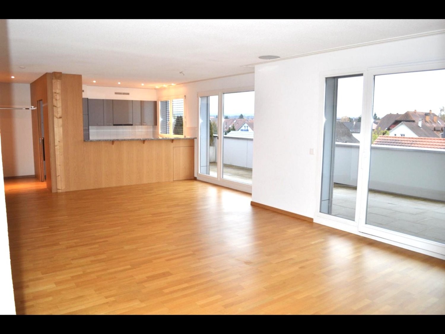 Appartamento attico di 2 ½ locali, foto 4 di 10