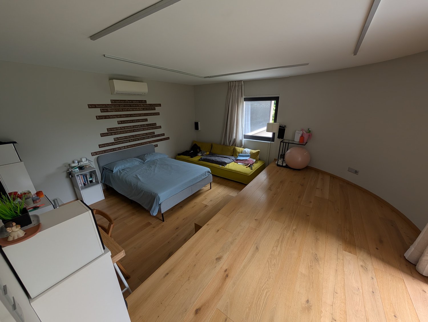 1 room single room, foto 3 di 8