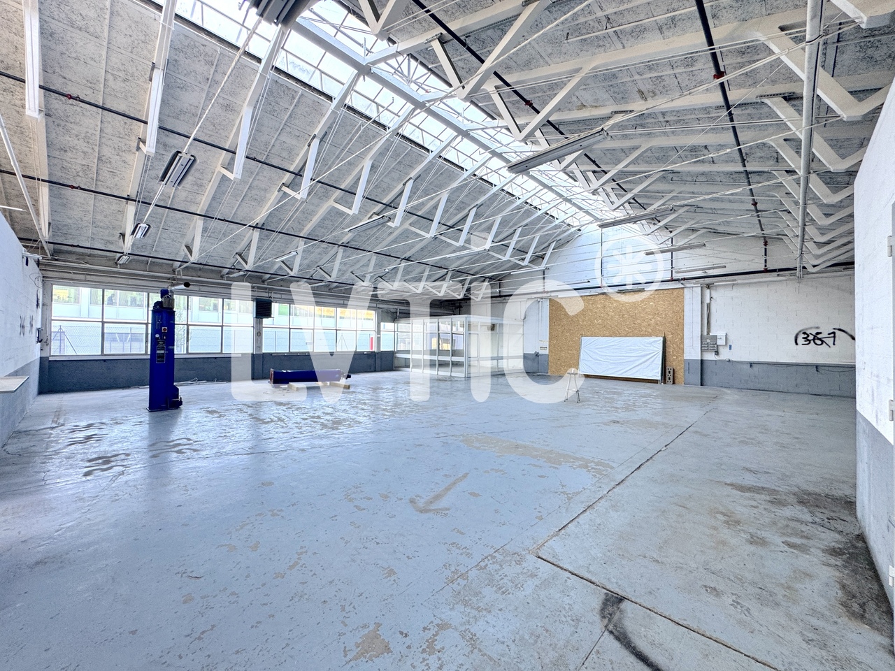 1040m² deposito