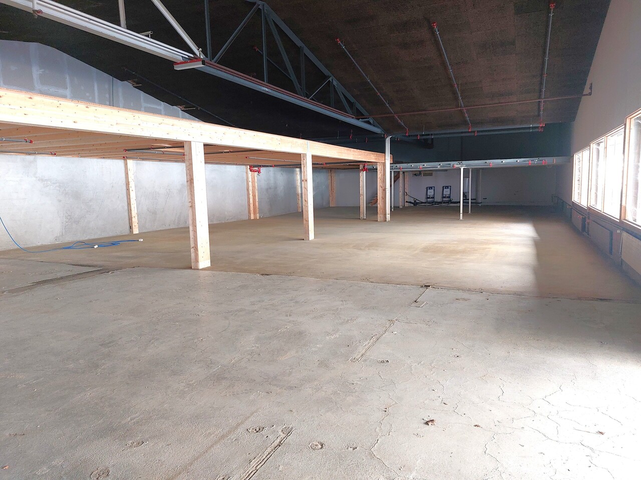 582m² commerciale