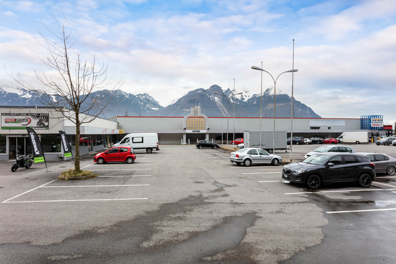 582m² commerciale