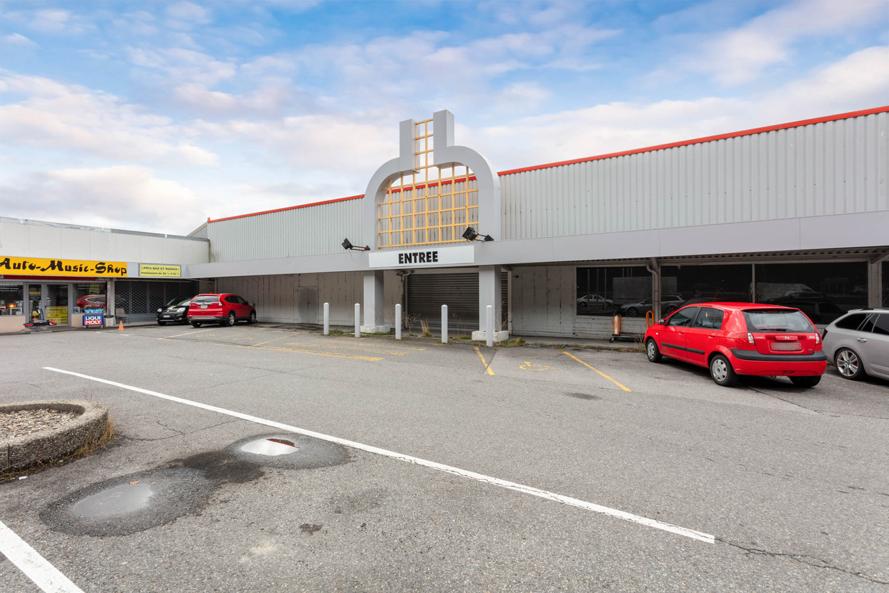 582m² commerciale