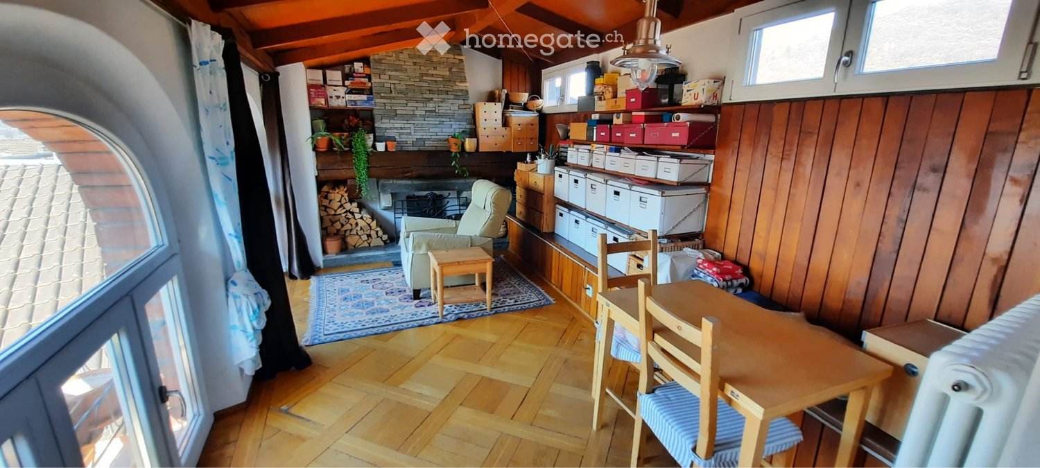 5 rooms apartment