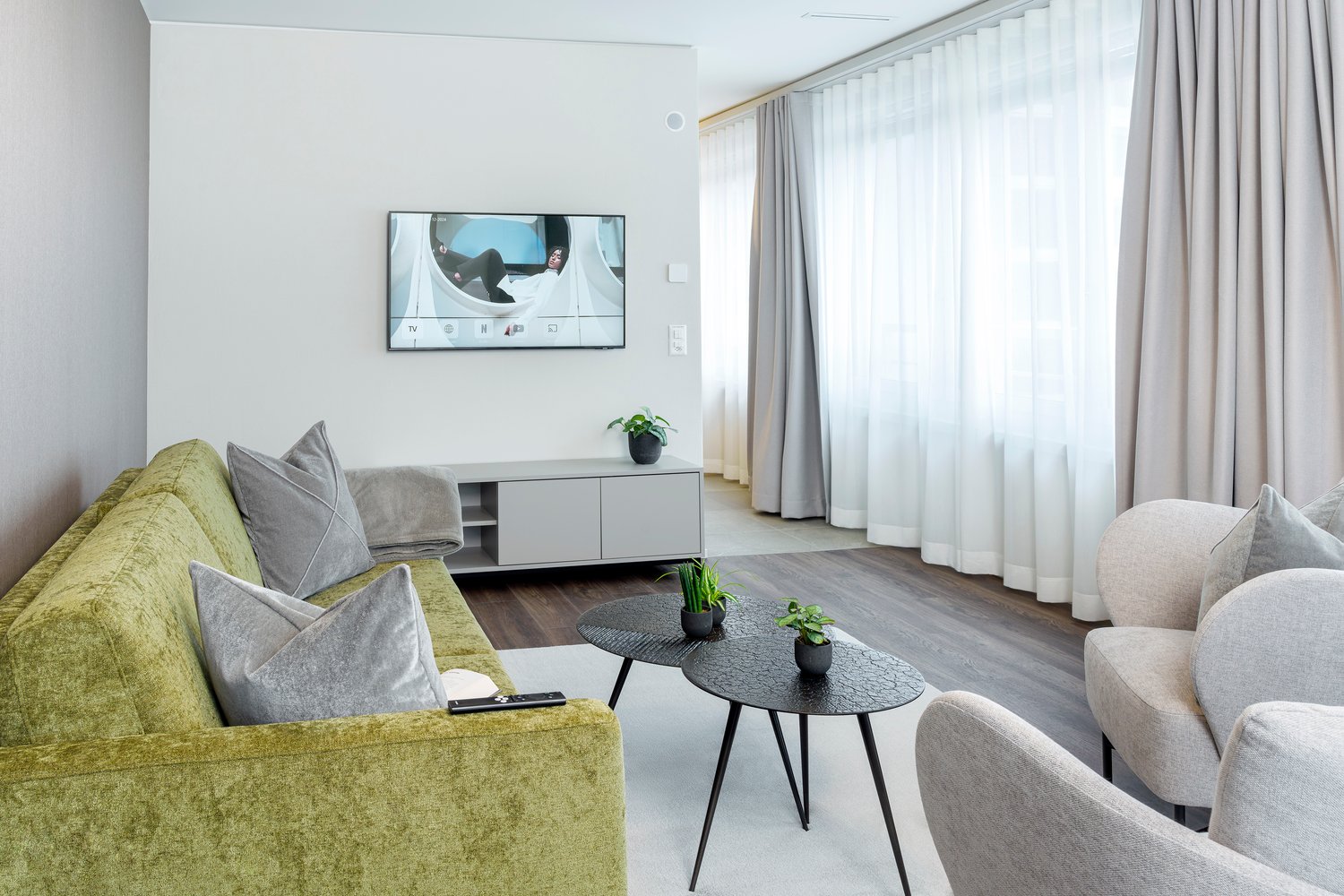 2 ½ rooms furnished flat
