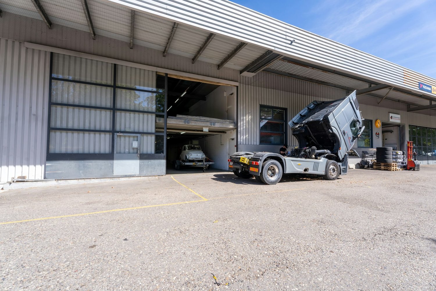 813m² commerciale