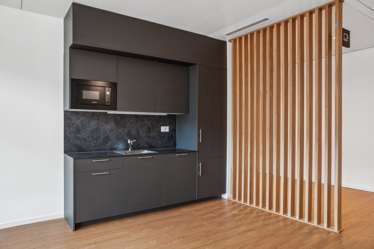 143m² ufficio