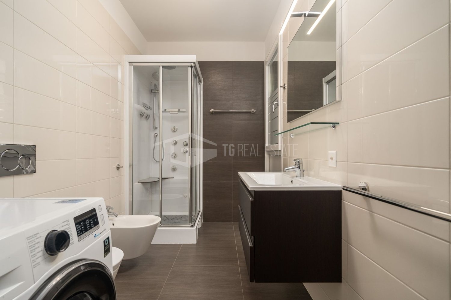 Apartment, foto 6 di 9
