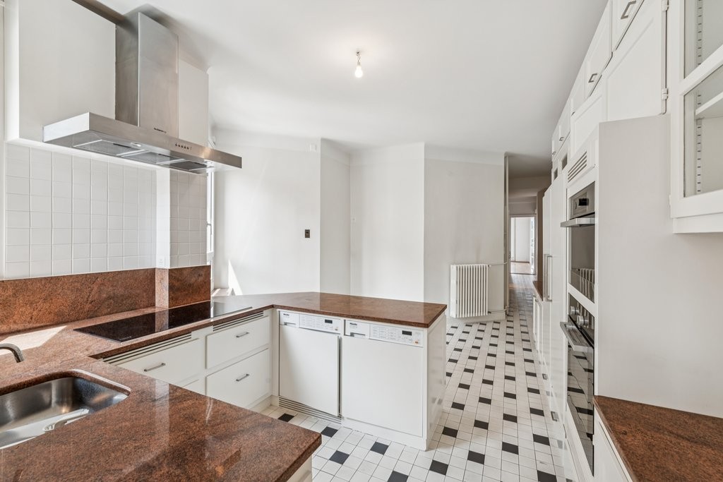 7 rooms apartment, foto 4 di 10