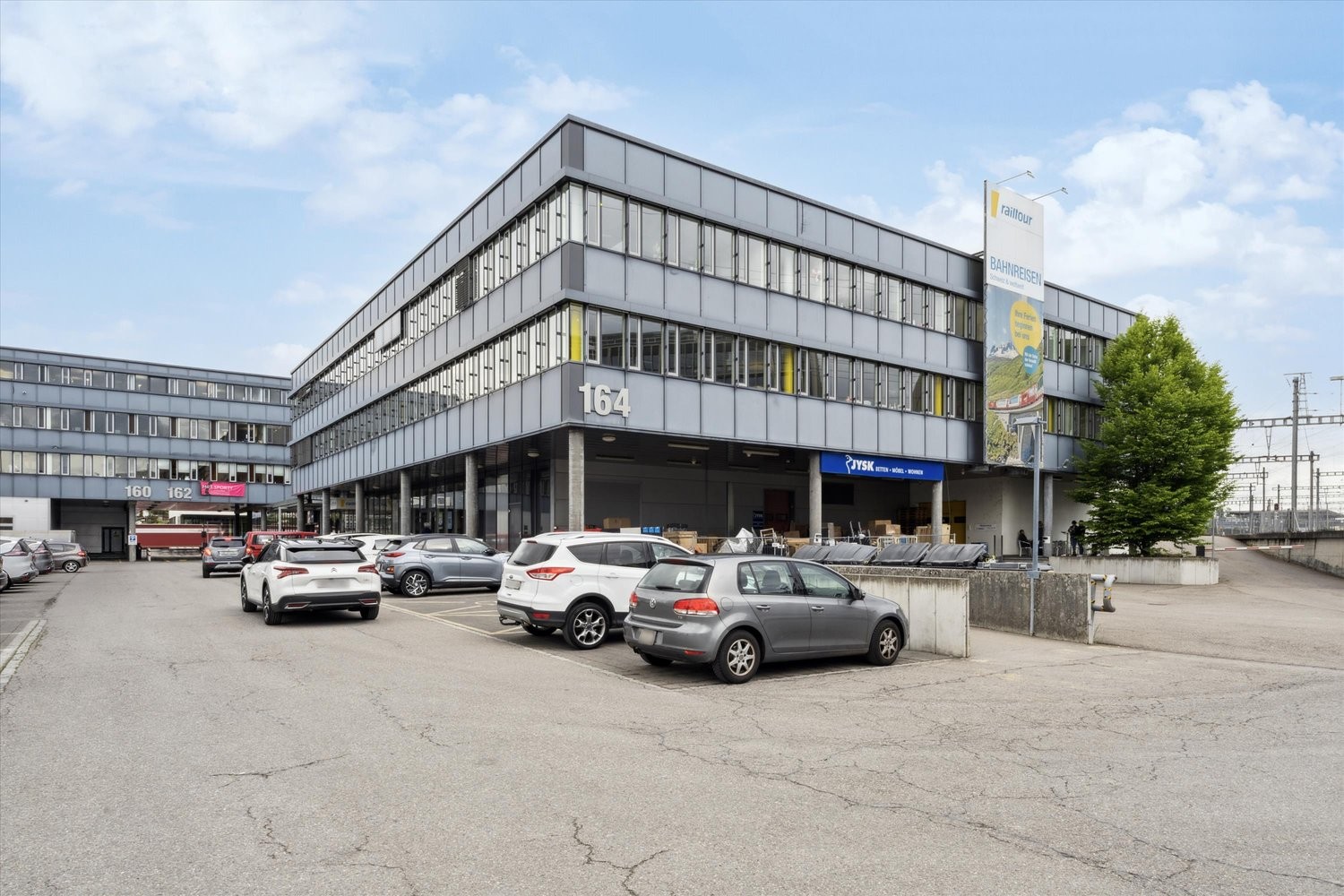 120m² ufficio, foto 1 di 2