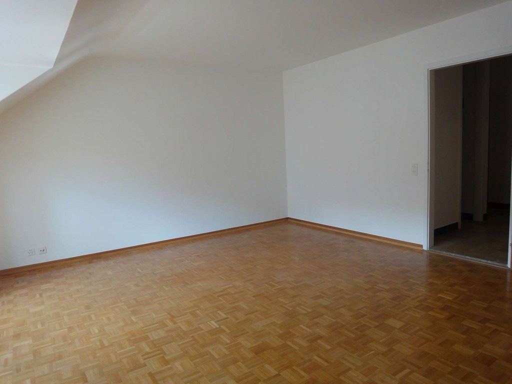 1 room single room, foto 2 di 4