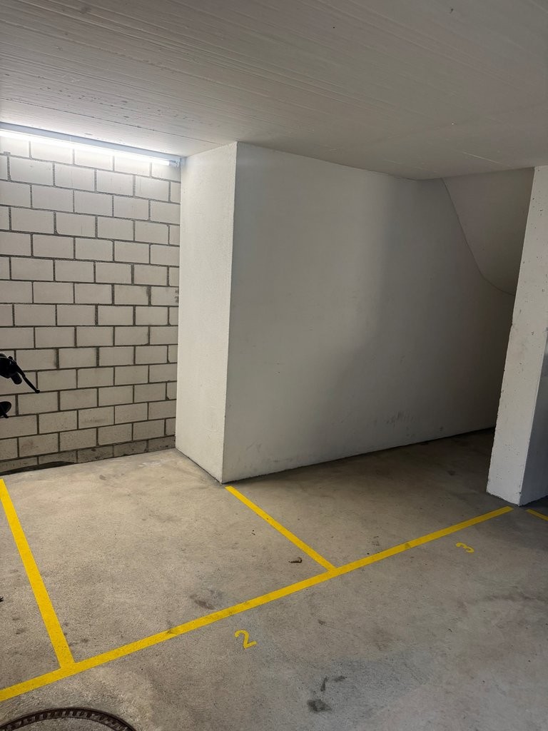 Posti auto coperti per biciclette