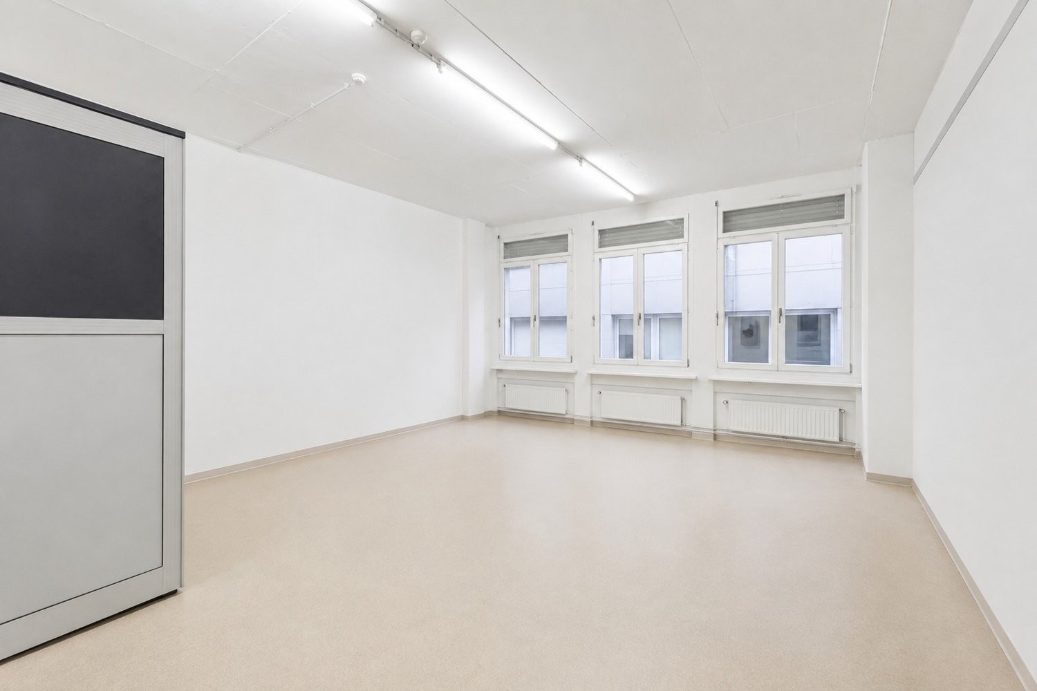 399m² commercial