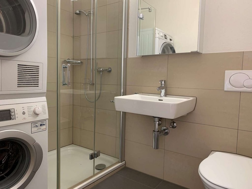 Chambre dans un appartement partagé