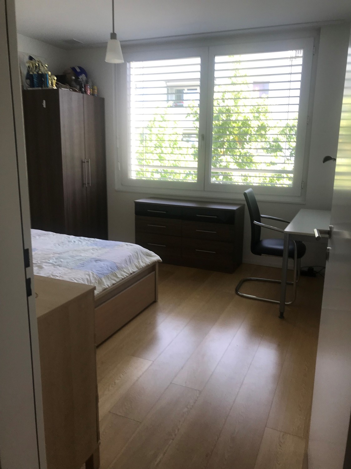 Chambre dans un appartement partagé