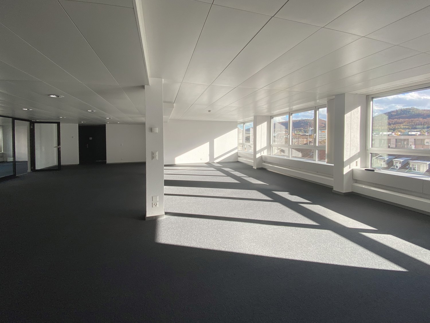 476m² ufficio
