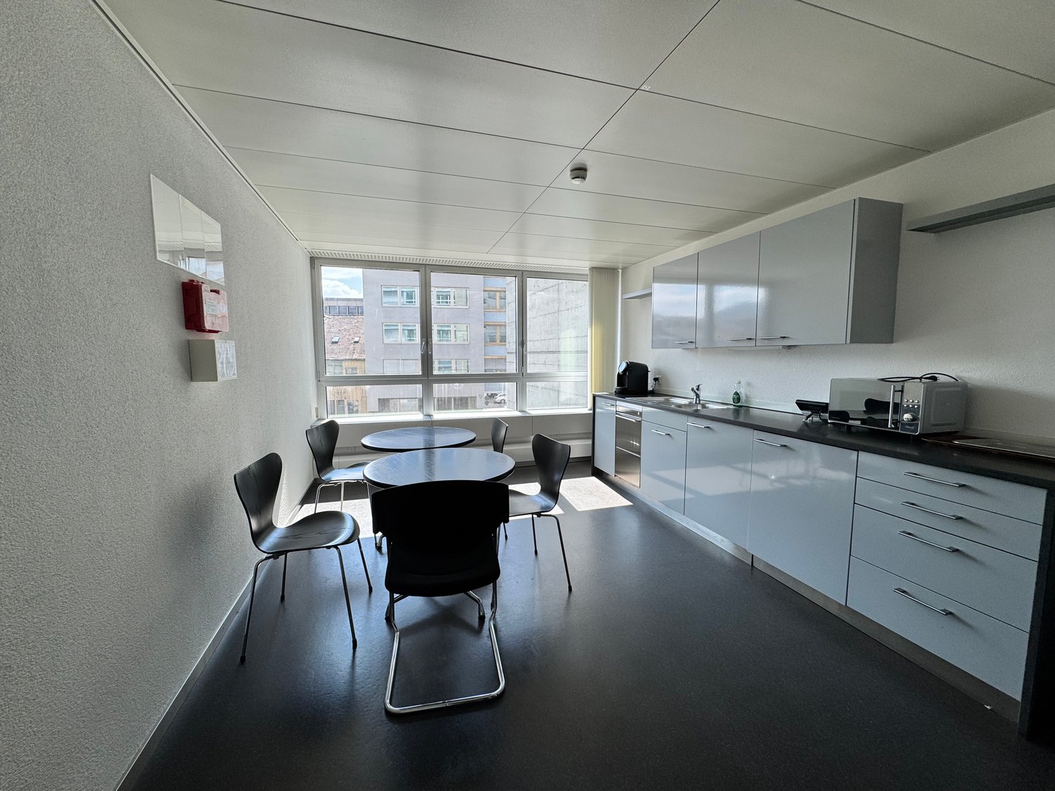 476m² ufficio