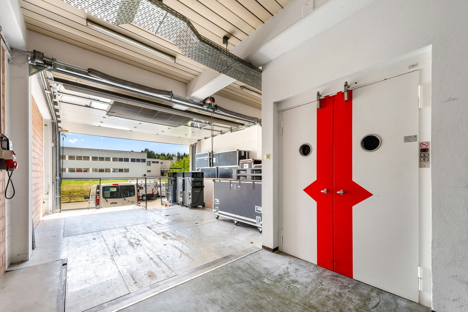 346m² commerciale