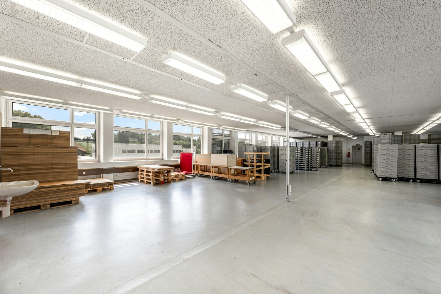 346m² commerciale