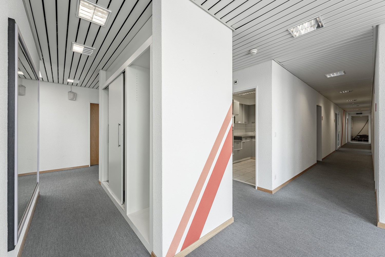630m² ufficio