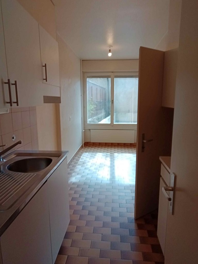 Appartamento di 4 locali, foto 7 di 10
