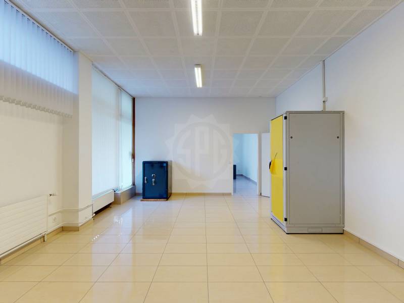 ufficio di 147m², foto 3 di 10