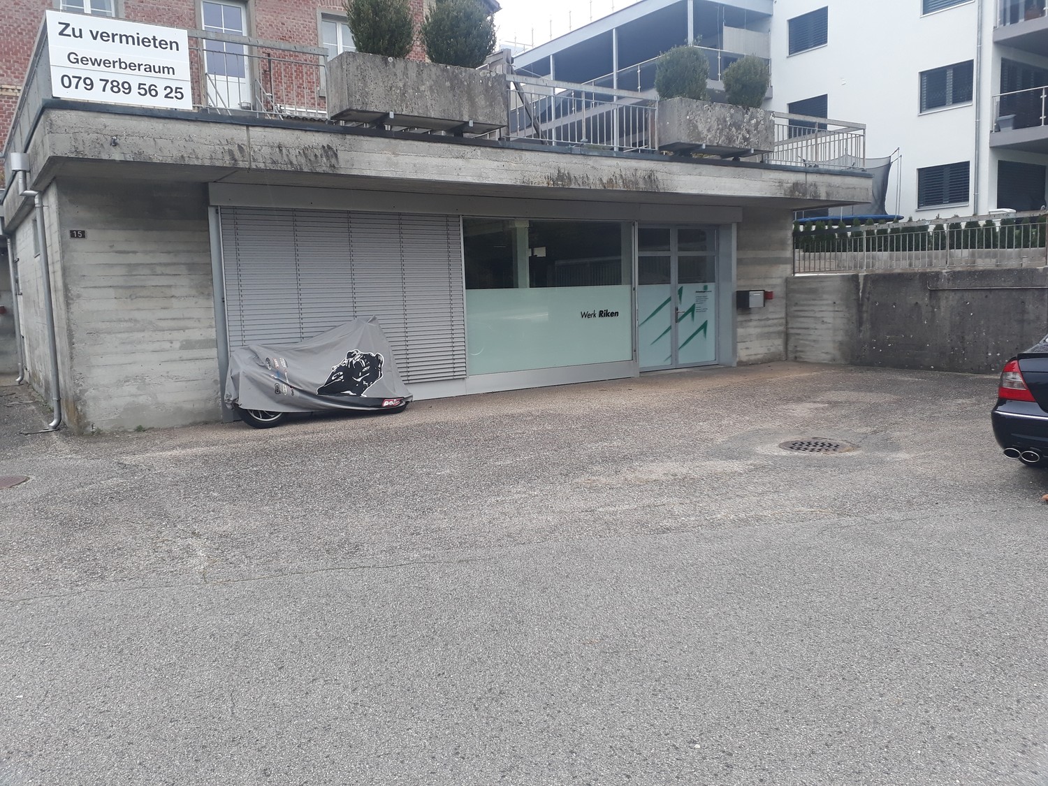 60-60m² commerciale