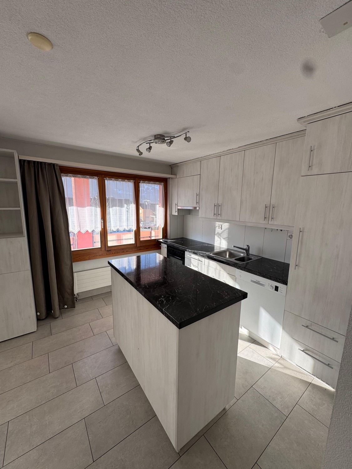 Appartamento di 2 ½ locali, foto 4 di 10