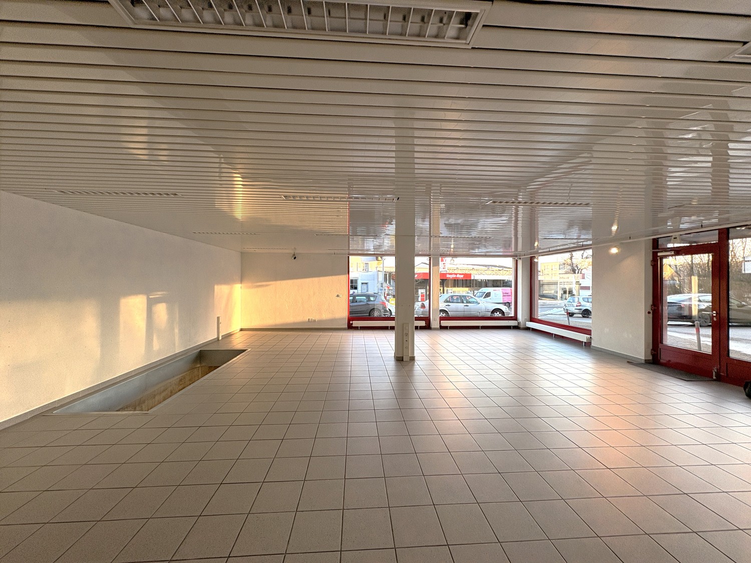 negozio di 193m²
