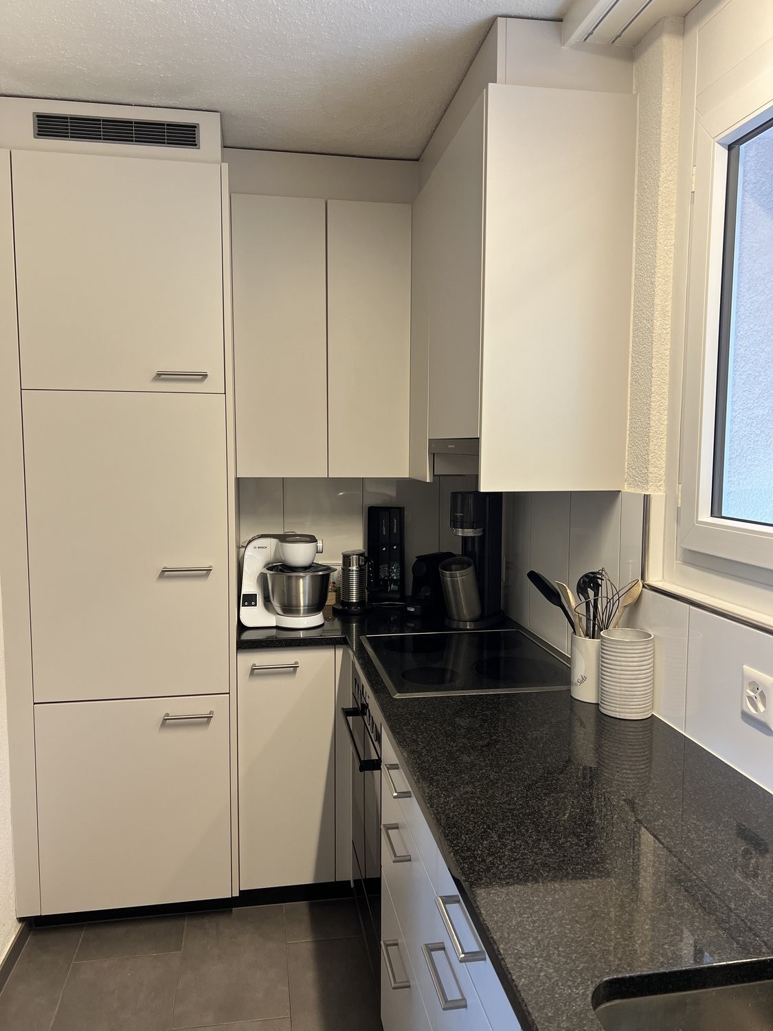 Appartamento arredato di 3 ½ locali, foto 4 di 9
