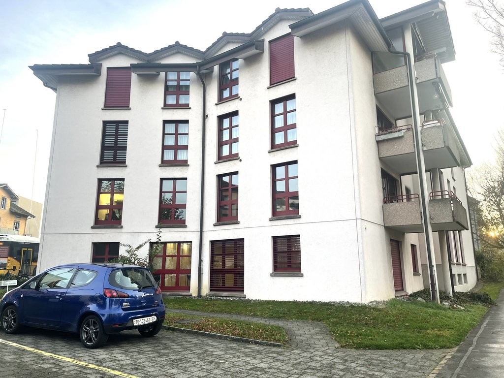 80m² office