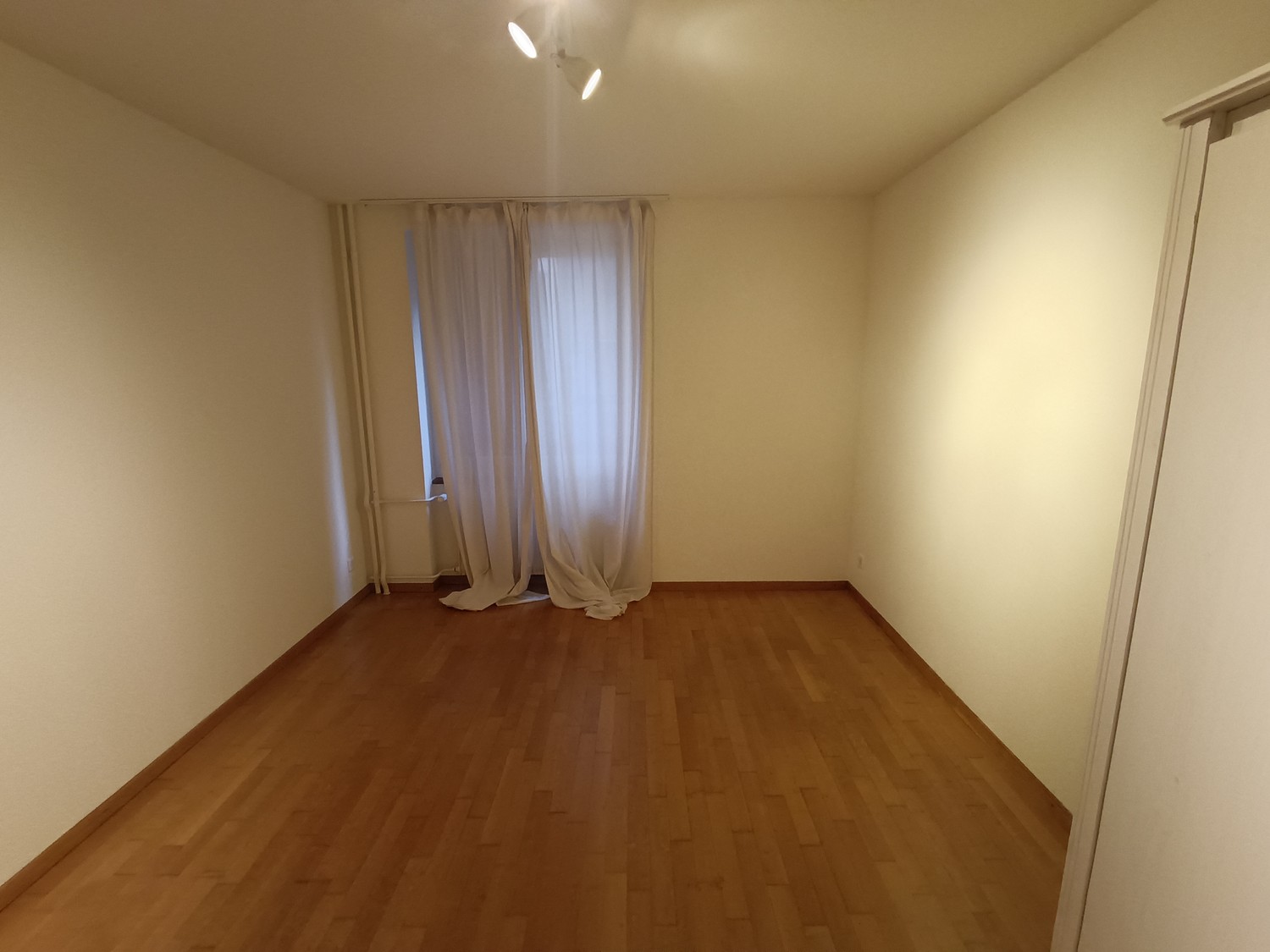 Stanza in un appartamento condiviso, foto 3 di 8