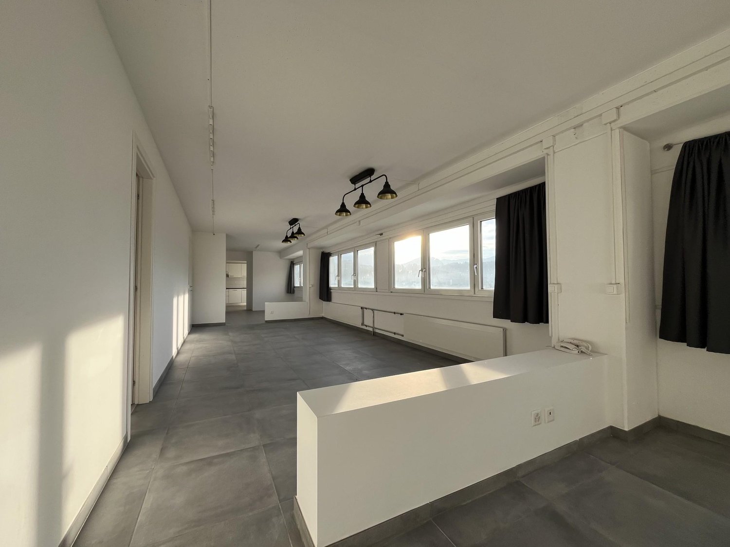 70m² living / commercial building
