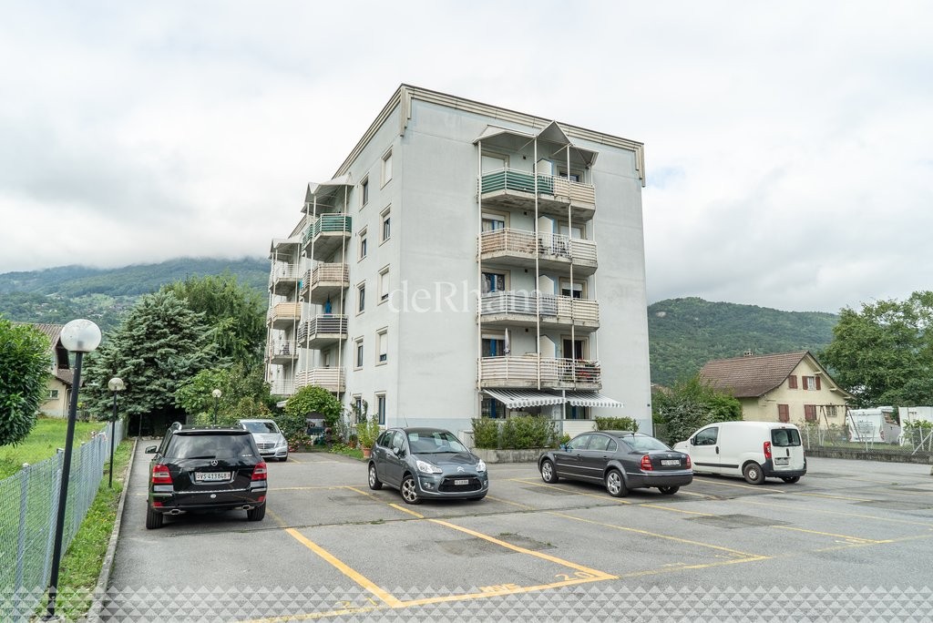 Motorradparkplatz Nr. 9B zu vermieten in der Gemeinde Monthey. 
 
**Für alle weiteren Informationen zu dieser Immobilie oder um eine Besichtigung zu organisieren, laden wir Sie ein, das Kontaktformular auszufüllen.**