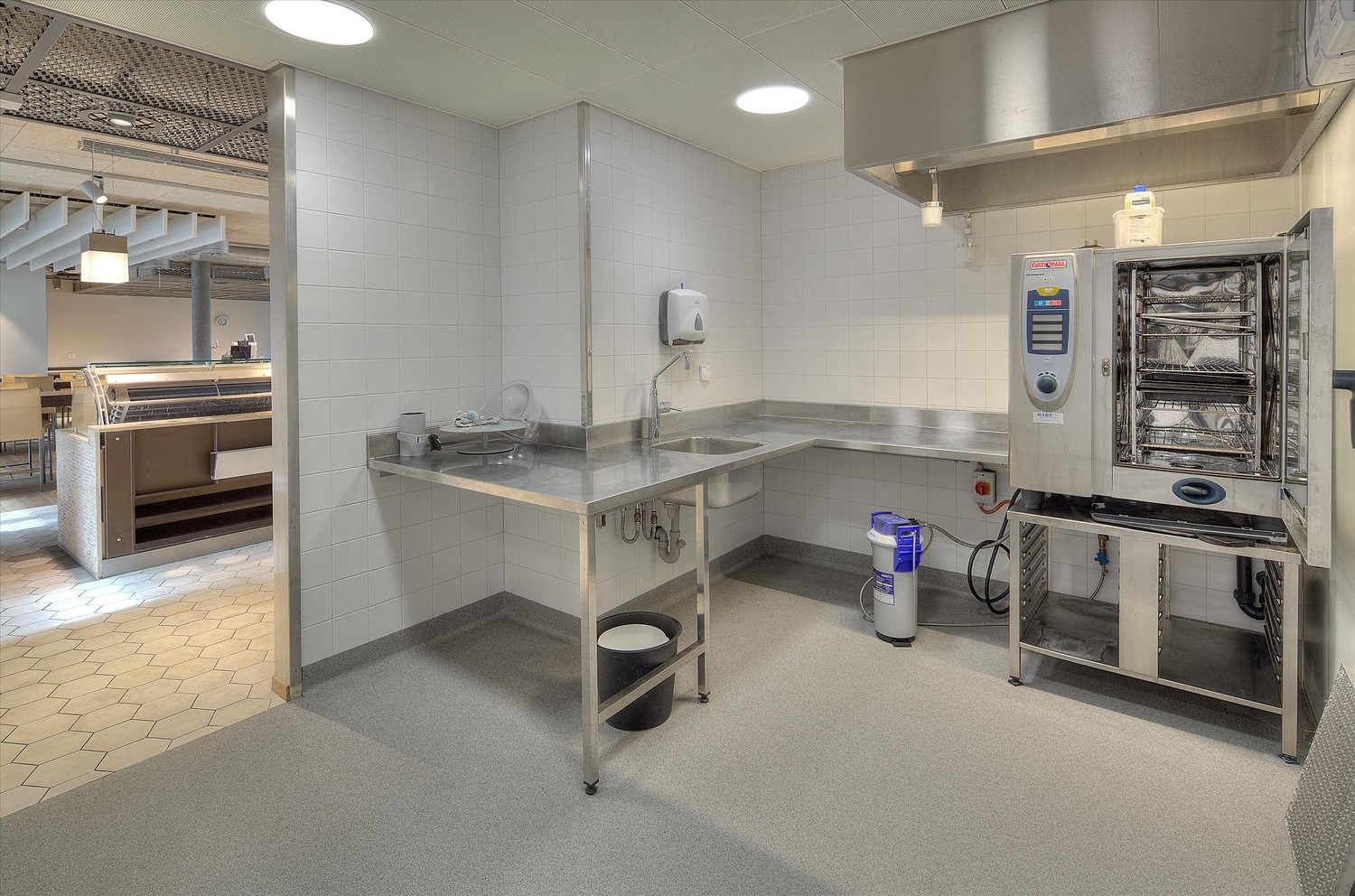 242m² commerciale